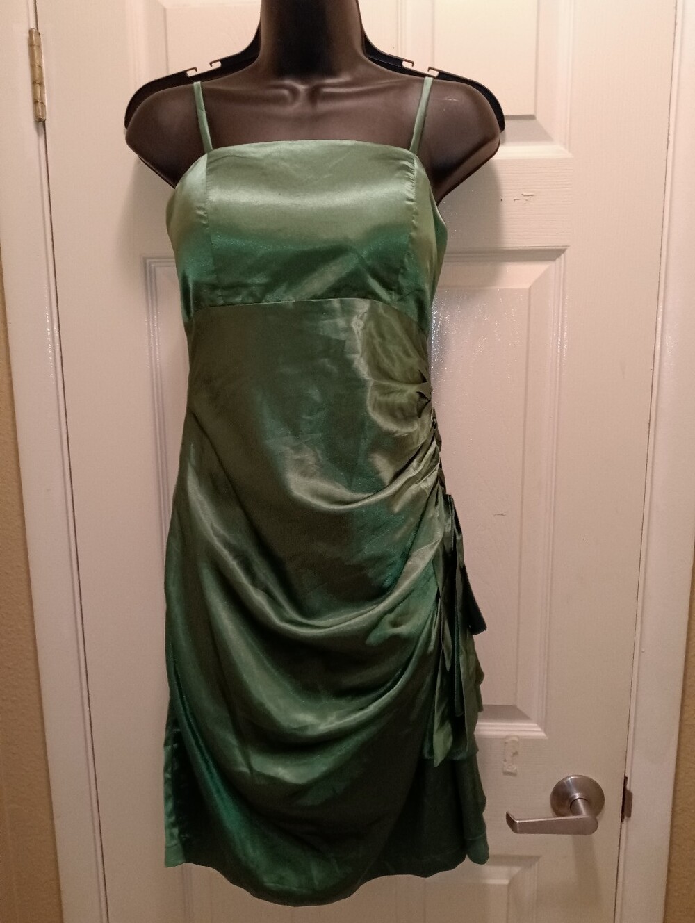 NWT Ever Pretty Emerald Green Satin Midi Dress with Side Ruching